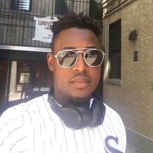 Meet your Posher, Umar ba